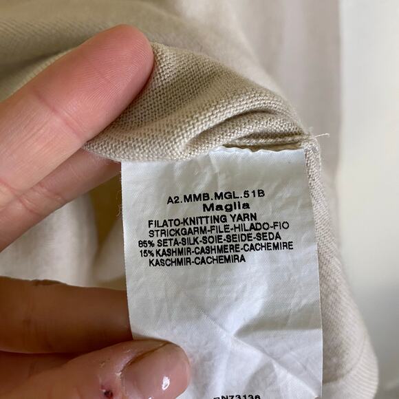 MaxMara Beige Silk Cashmere Square Neck Long Sleeved Shirt Size Large - Picture 6 of 7